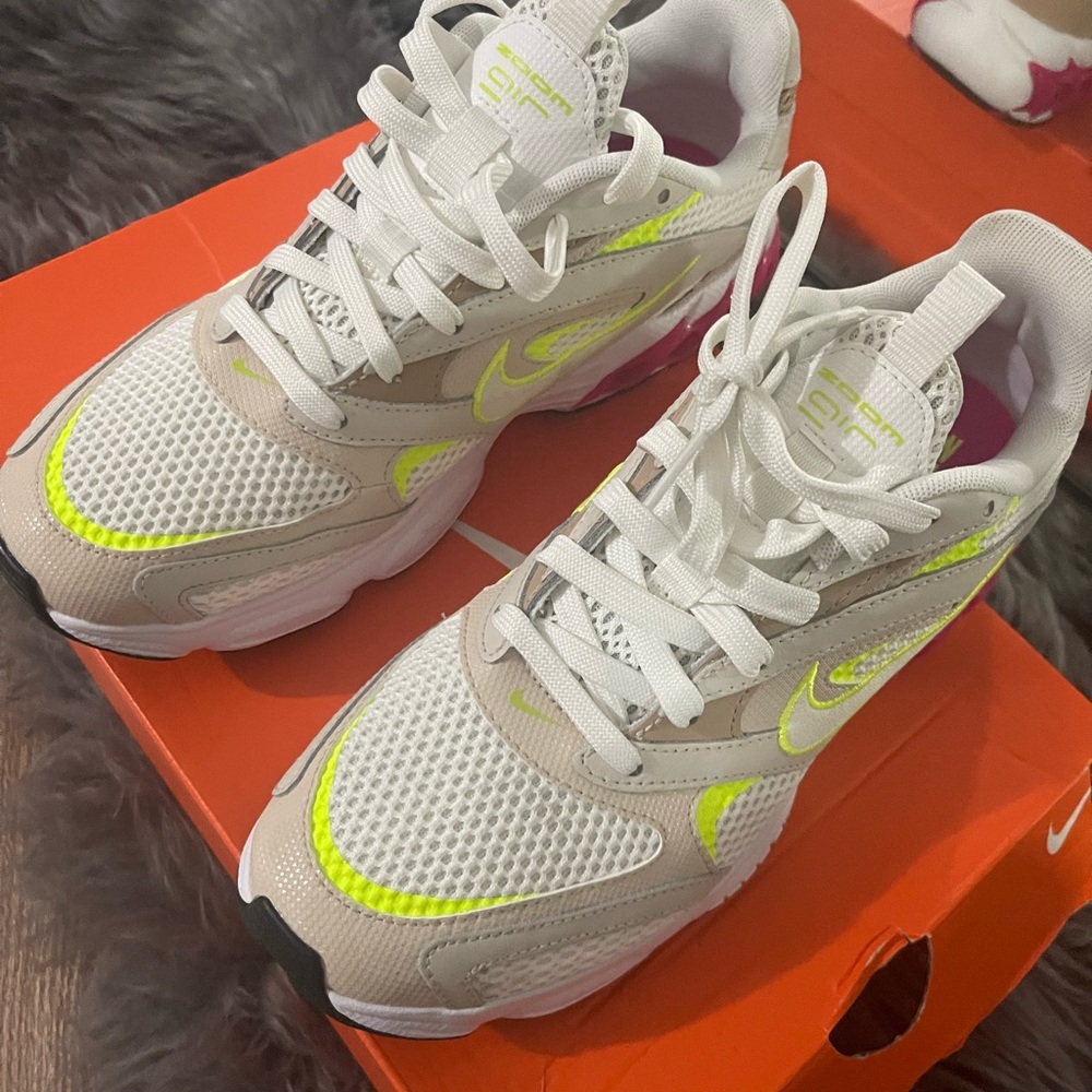 Women Nike Zoom Air Fire 💓🟫